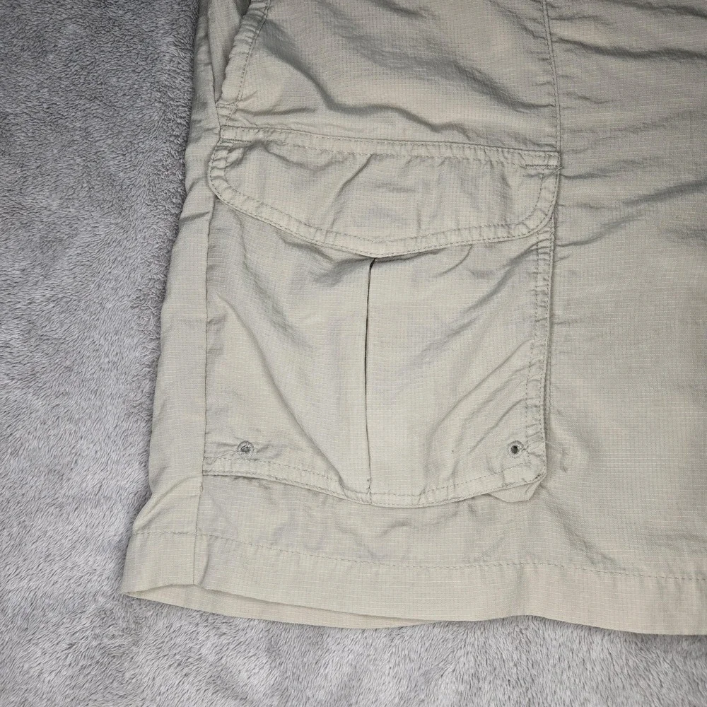 Columbia PFG Cargo Shorts Mens 2XL Beige Nylon Elastic Waist Fishing Hiking